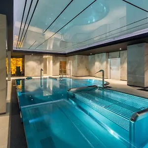 **** Отель Radisson & Suites, Gdansk, Wyspa Spichrzow Польша